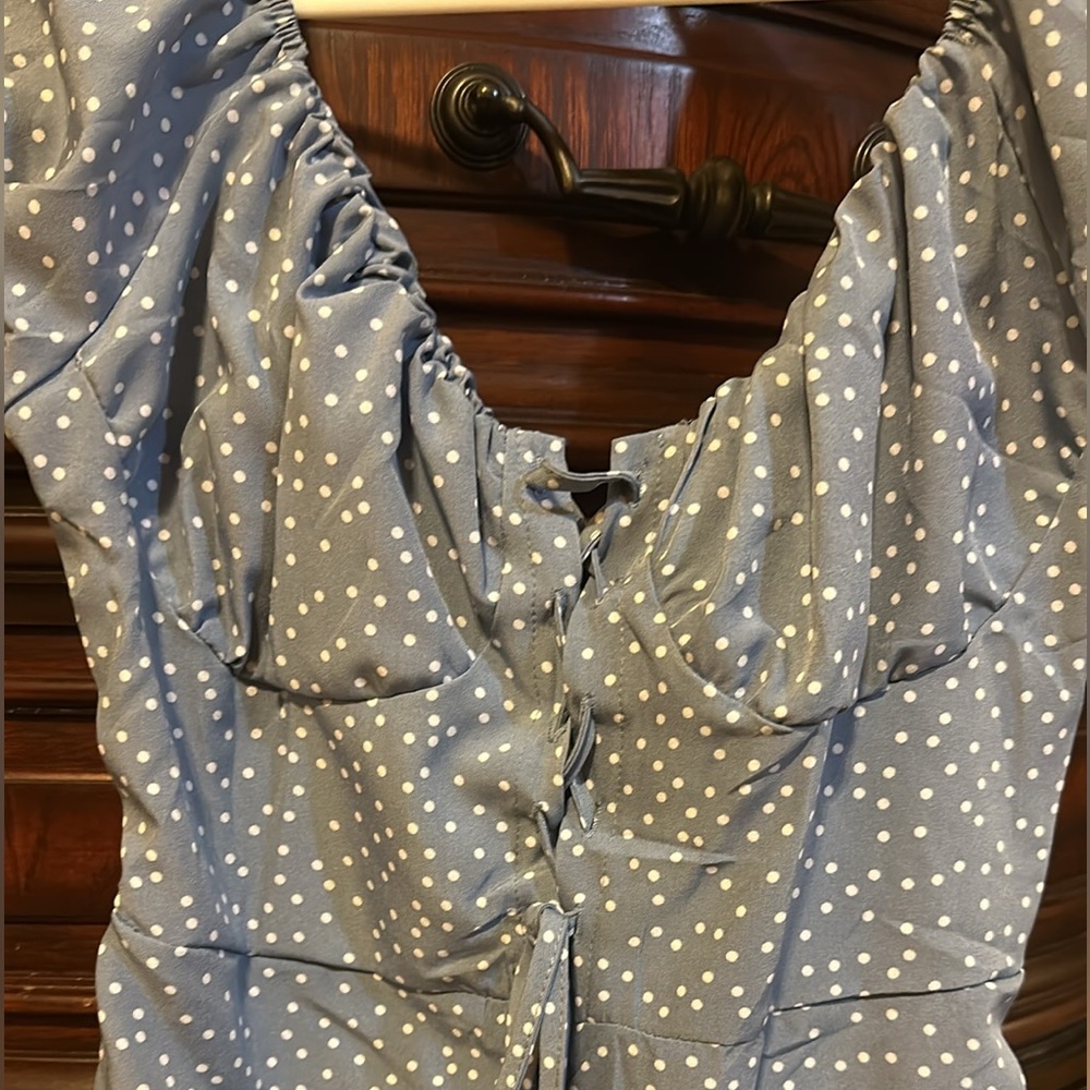 👗👗CUTE blue/white poke-a-dot dress. Lace up in front. Size L non branded.